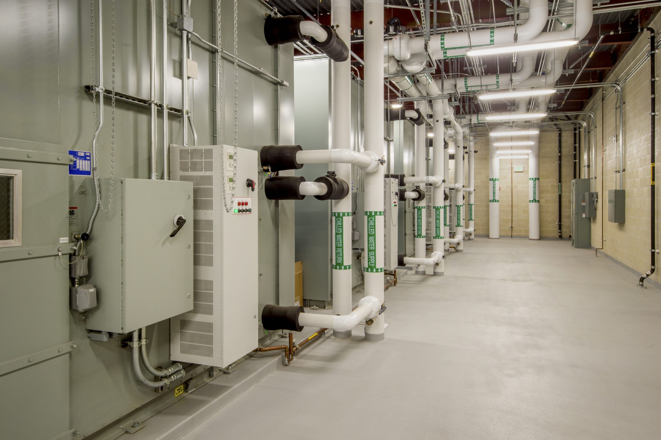 energy-efficiency-tips-for-commercial-building-hvac-systems-emergency